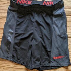 新品🎉ナイキショートパンツ🎊