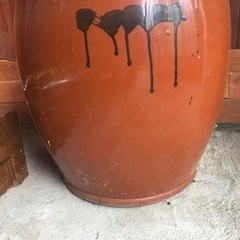 陶器かめの画像