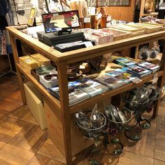 【中古品】陳列台【木・ガラス製品】