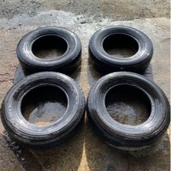 No.4 トーヨータイヤ　195/80R15 107/105L ...