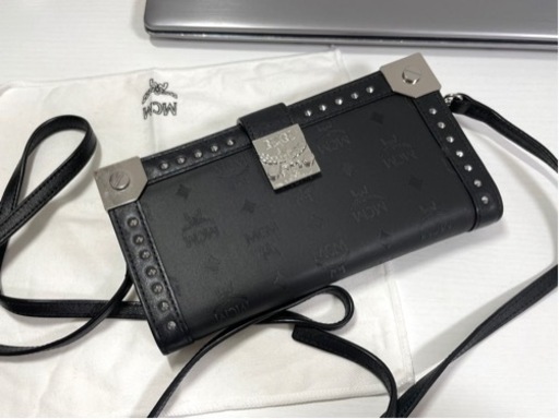 (超美品)MCM ブラック 長財布 チェーンウォレット 韓国購入