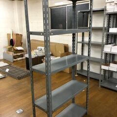 【無料】中古スチール棚４台セットまとめて差し上げますの画像