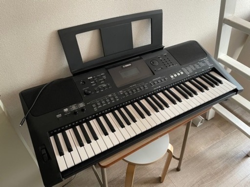 ヤマハ ポータブルキーボード 61鍵盤 PSR-E463 758音色 音楽制作 サンプリング DJ ブラック  ヤマハ ポータブルキーボード 61鍵盤 PSR-E463 758音色 音楽制作 サンプリング DJ ブラック