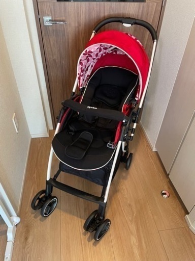 【ほぼ未使用】アップリカ　ラクーナソファークッション