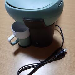 2人前のコーヒーを淹れるカフェメーカーの画像