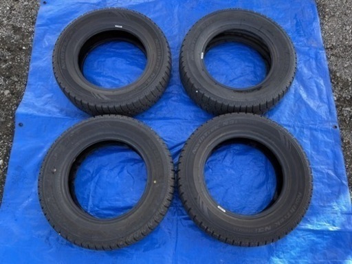 ミニバン等に！バリ溝9分山！AUTOBACS/オートバックス NorthTrek N3i 205/65R15 4本セット／2017年 スタッドレスタイヤ／中古