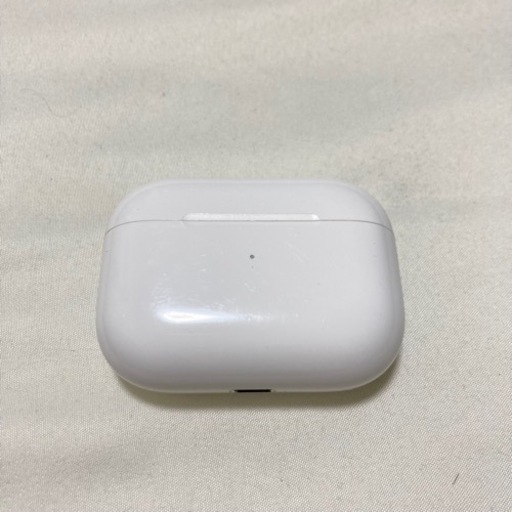 AirPods Pro 充電ケースのみ