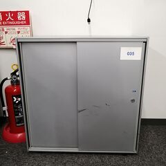 鍵付きキャビネット　無料でお譲りします。