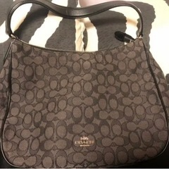 coach  12月3日の21時までに売れなかったら削除します。