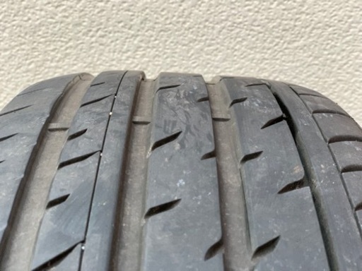 アローネ　20インチ　8.5J インセット+35 PCD114.3 5穴　245/40