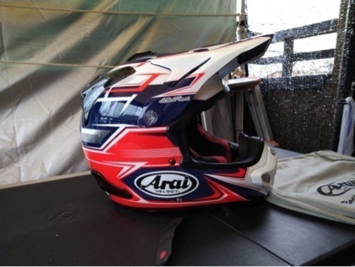 アライヘルメット