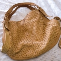 アンメートル　キャレ　1metre carre 本革　ショルダー...