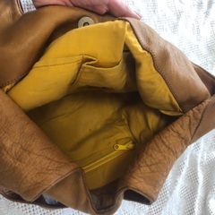 アンメートル　キャレ  1metre carre  本革　ショルダーバック　本皮　キャメル　茶色　ナチュラル　ブラウン　ベージュの画像