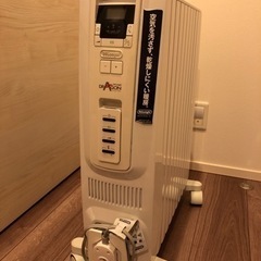 デロンギ オイルヒーター DDQ0915-WH