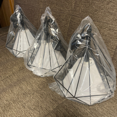 ● 照明機器、3個セット