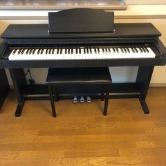 ローランドHP2700電子ピアノで鍵盤や、音に不具合はなく普通にひける電子ピアノです。の画像