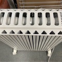 【🔥🔥暖かいやつ〜🔥🔥】デロンギオイルヒーター DD91549EFS の画像