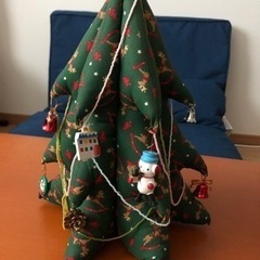 ハンドメイド　赤ちゃんが触れるクリスマスツリー　パッチワーク　ク...