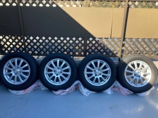 デミオ、アクア等に　スタッドレスタイヤ185/65r15 11,520円