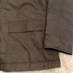 リバーシブル★フード付き裏起毛ナイロンジャンパー★の画像