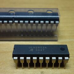 ULN2803A　トランジスタアレイ18pin　1,470個まと...
