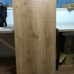 IKEAテーブルの画像