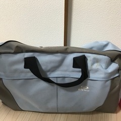 ボストンバッグの画像
