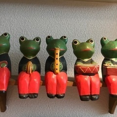木彫りカエル