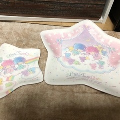 キキとララの食器　プラスチックの画像