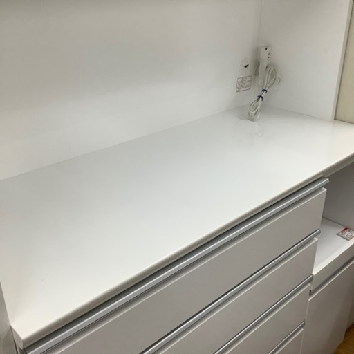 【ニトリ】3枚扉レンジボード 売ります！
