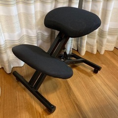 姿勢サポート椅子