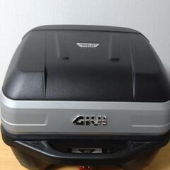 ヘルメット入れる物の画像