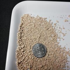 (お取引ができました)猫砂細粒(ウッドチップ固まるタイプ)の画像