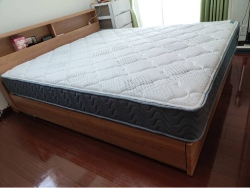 【美品】フランスベッド　クイーンマットレス　TW-200