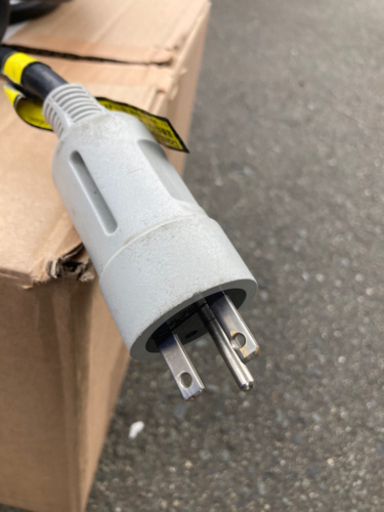 電気自動車用充電ケーブル　日産リッフ