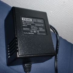 ご活用下さい！ACアダプター　DC14.5V　1200mA 　ティアック製の画像