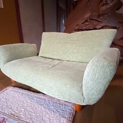 予約あり　二人掛けソファー