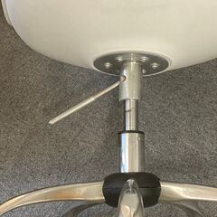 イス 樹脂製　1脚 Aの画像