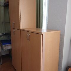 収納棚  ２つの画像