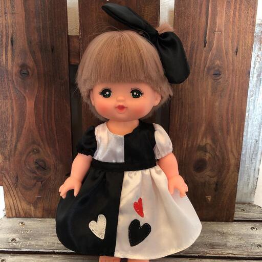 ソランちゃん　メルちゃん　黒白ドレス