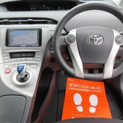 トヨタ　プリウス【自社ローン対応可】社外ＳＤナビＤＴＶ・ビルトインＥＴＣ・キーレス・プッシュスタートの画像