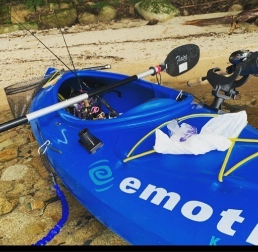 シットイン　カヤック　釣り　交渉中