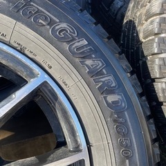 スッタドレス　タイヤ　ホイール　走行距離300km ワンシーズンのみ使用の画像