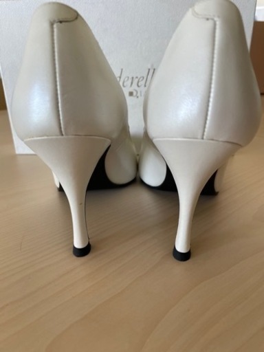 【極美品】DIANA/ダイアナ　シンデレラ　ハイヒール　23.5cm