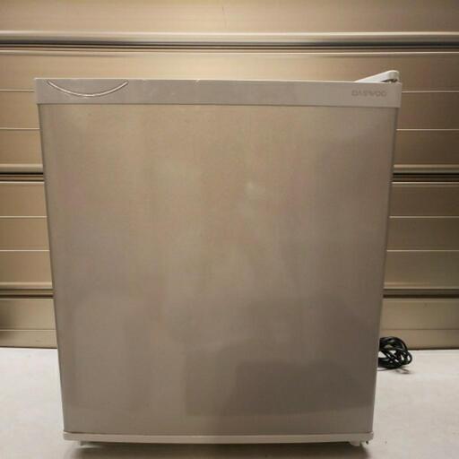 DAEWOO ダイウ DR-52AS 冷蔵専用冷蔵庫 45L　右開き 1ドア ステンレスシルバー　2014年製