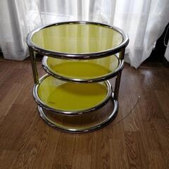 [値下げ]ガラス３段テーブル