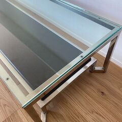 ディスプレイテーブル ガラス天板の画像