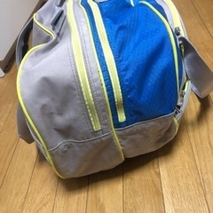 ラケバ　グレー　ブルー　イエローの画像
