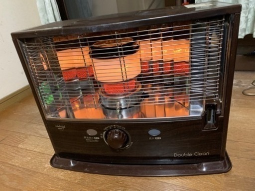 トヨトミ　石油ストーブ。