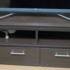 伸縮型テレビ台(109〜179cm)